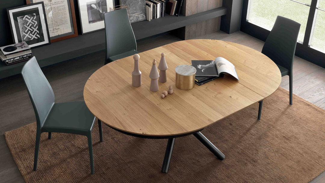 BB Round extendable dining Table