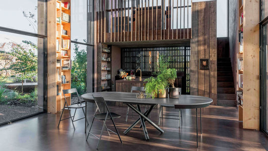 BB Round extendable dining Table