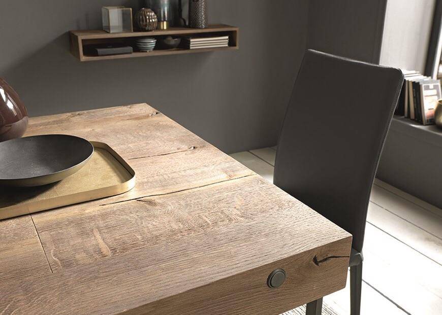 Delta compact console table