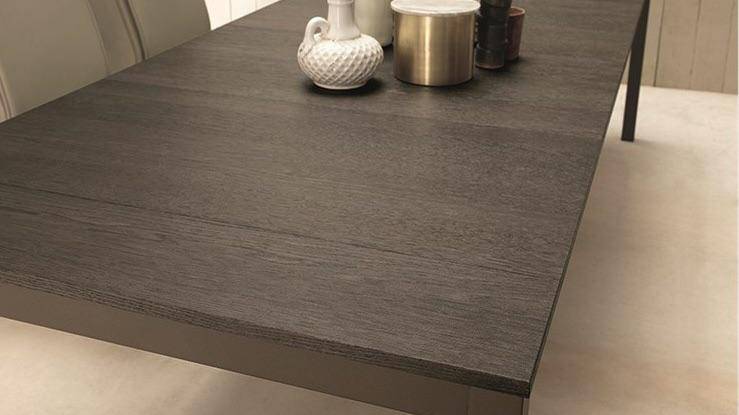 Quebec extendable console 