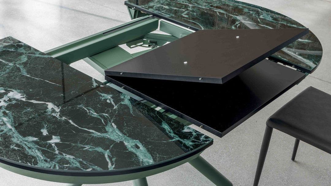 close up of Concept Round coffee to dining table 