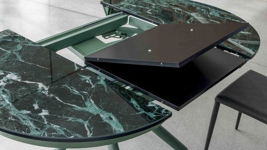 close up of Concept Round coffee to dining table 