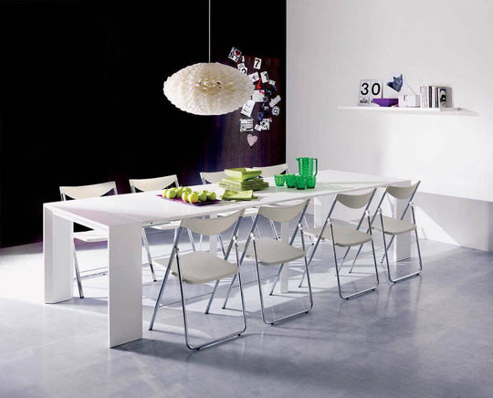 Golia console in white setup for 8 persons