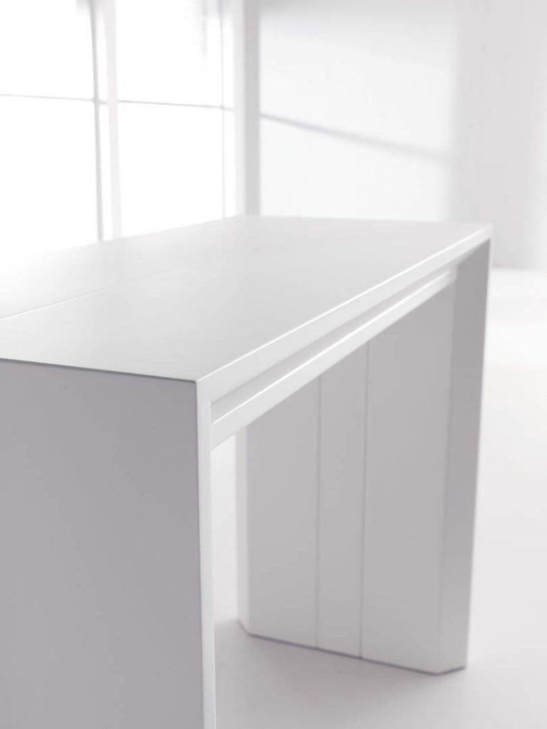 Golia console, white finish