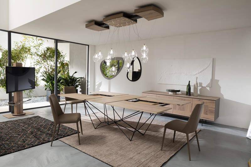 Fil 8, Extendable dining table 