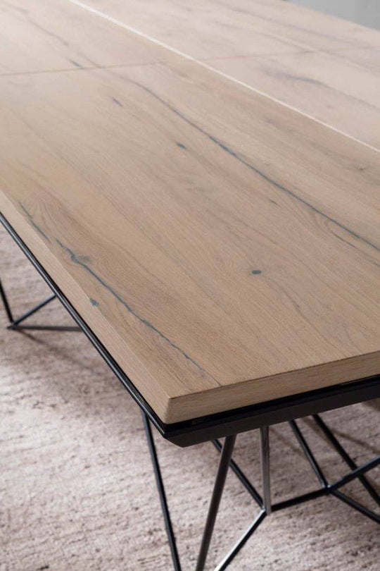 Fil 8, extendable dining table finish