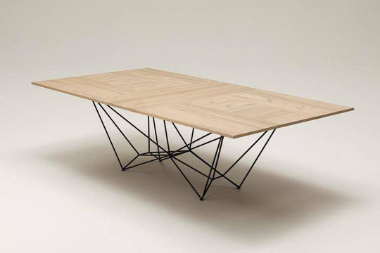 Fil 8, extended dining table 